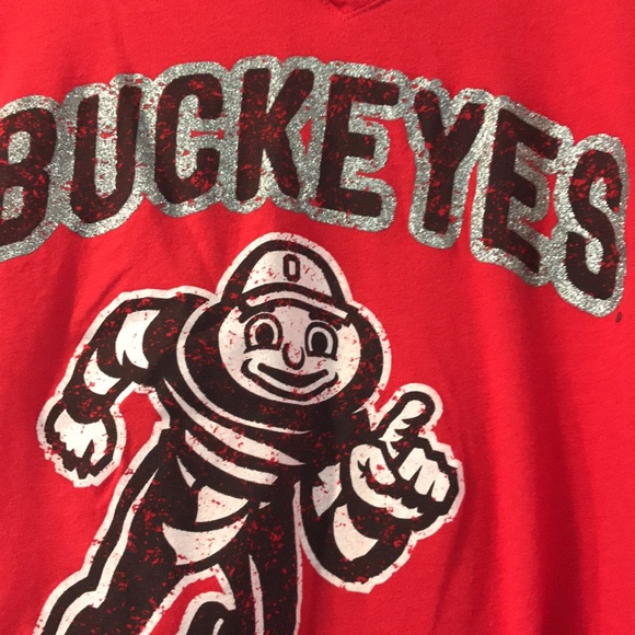 Soffe Ohio State Buckeyes shirt. Size L- fits more like a S/M - Picture 2 of 3
